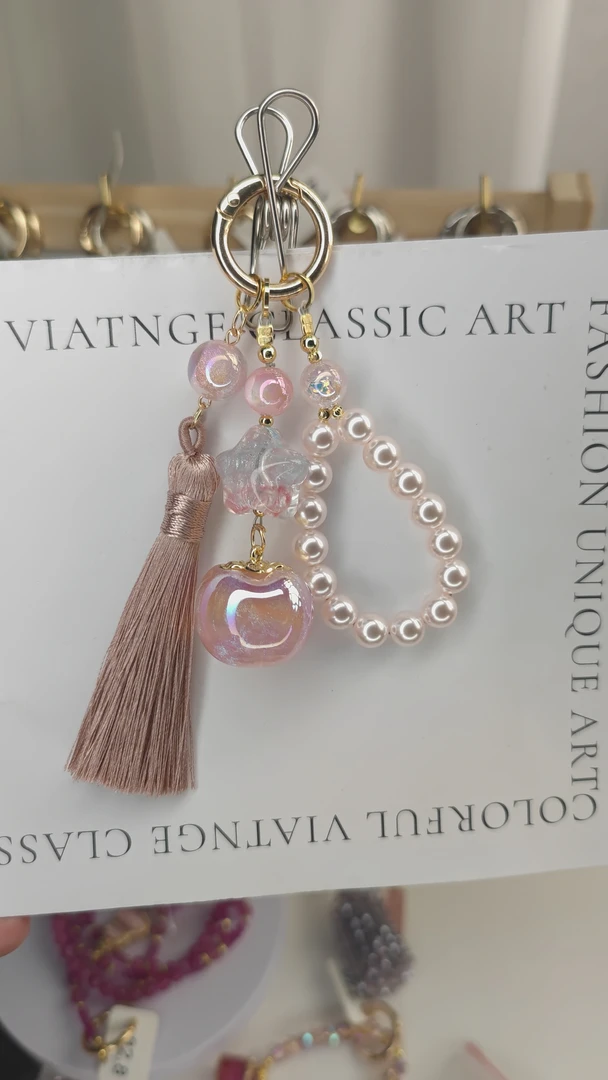 ④小眠羊原创DIY手机链防丢挂链手工创意ins通用女款网红短款爱心