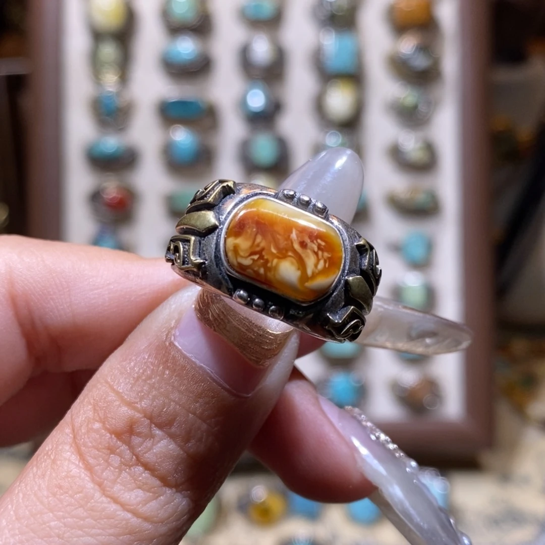 琥珀银S925镶嵌戒指劳**嘚戒指