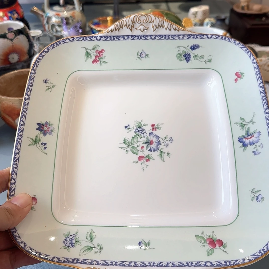 盖碗在家待几月才回家吧