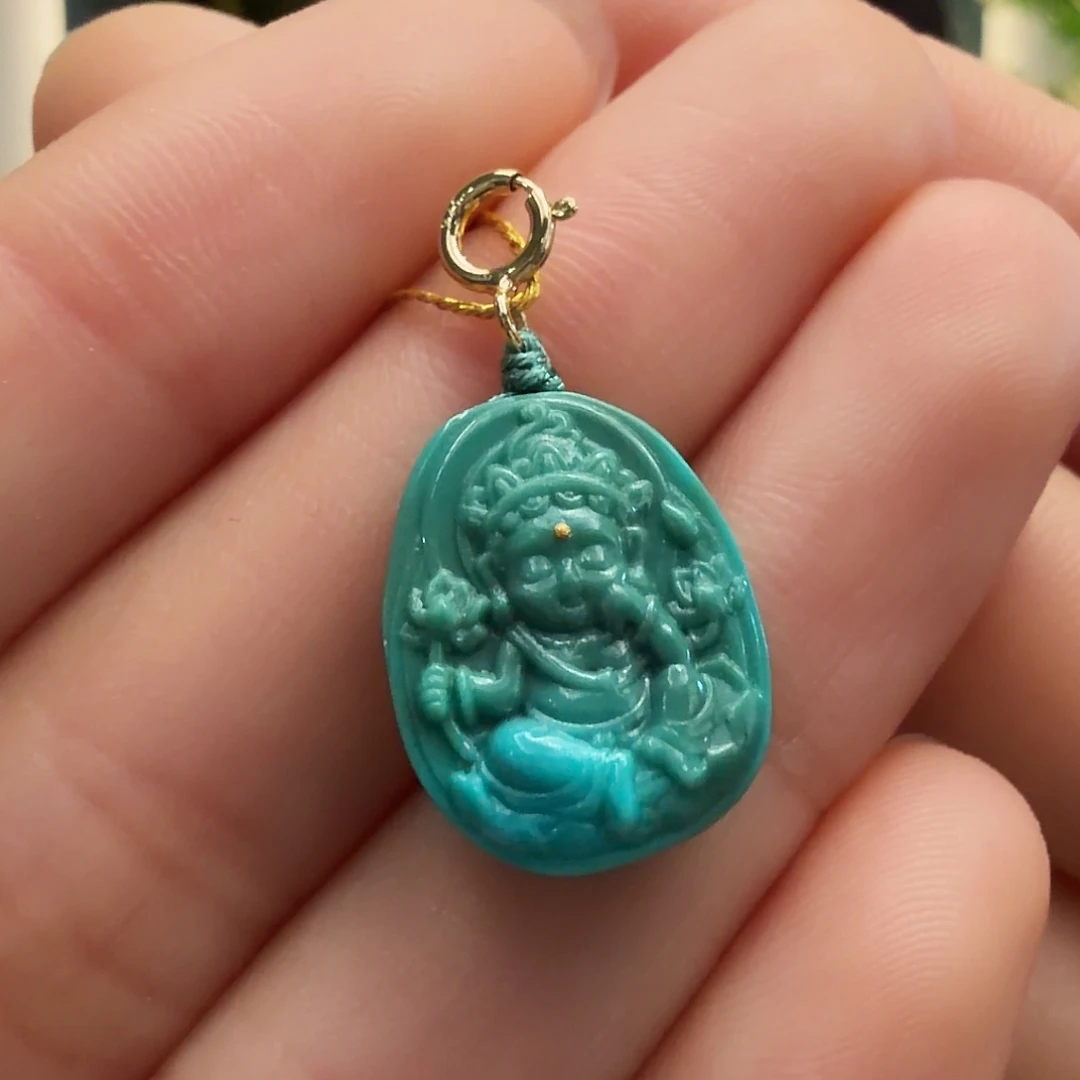 绿松石未镶嵌颈饰