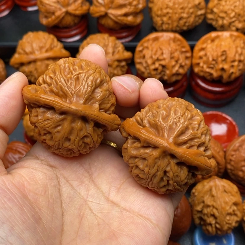 【闪购商品】文玩核桃把件44宫灯