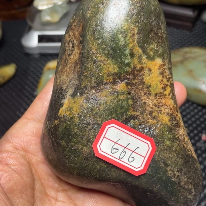 颈饰未镶嵌和田玉666
