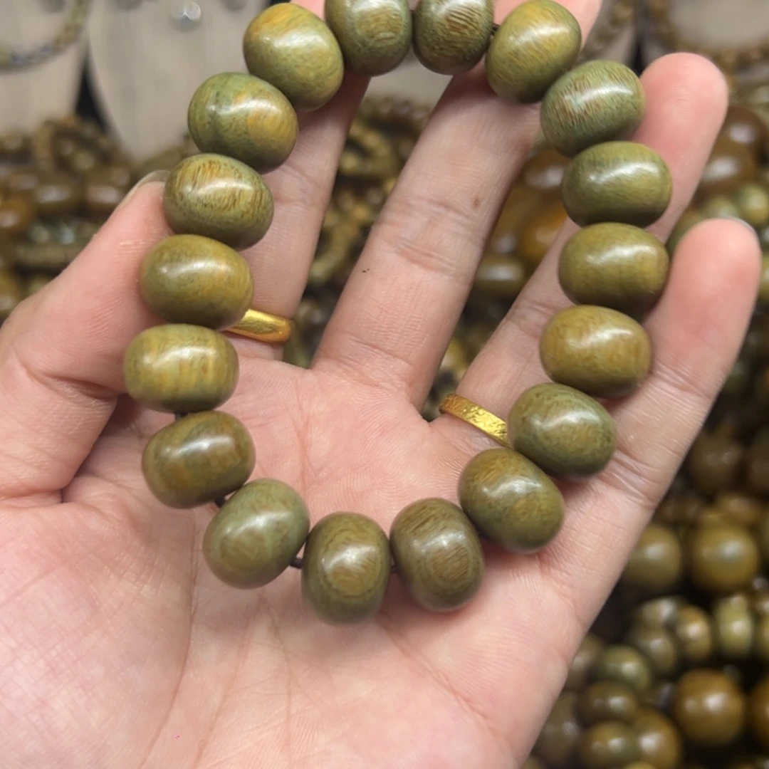 维腊木（绿檀）无事牌