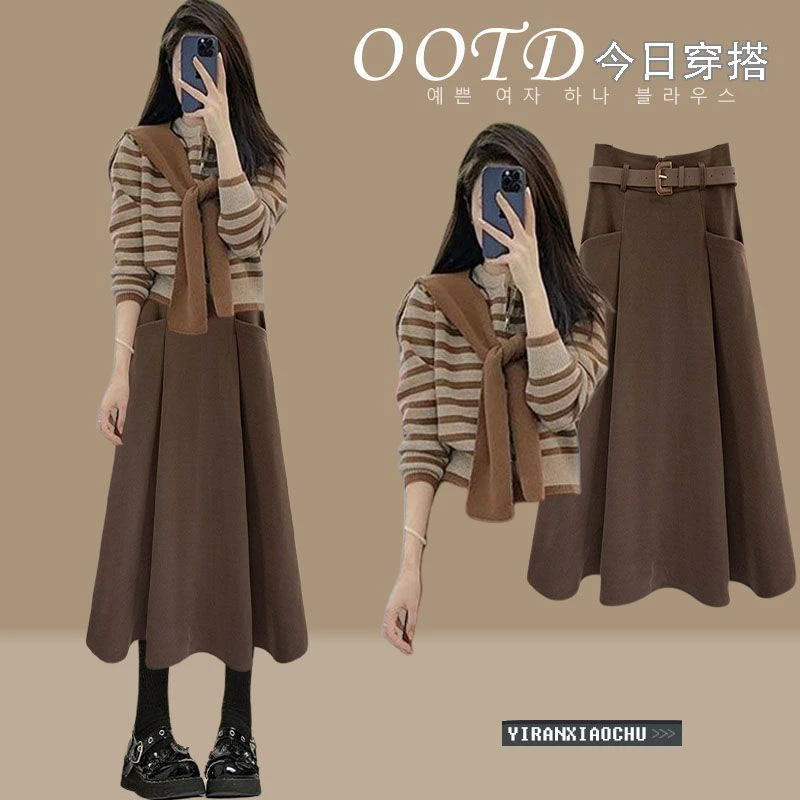 秋季穿搭一整套女2025新款洋气复古针织披肩条纹毛衣半身裙三件套