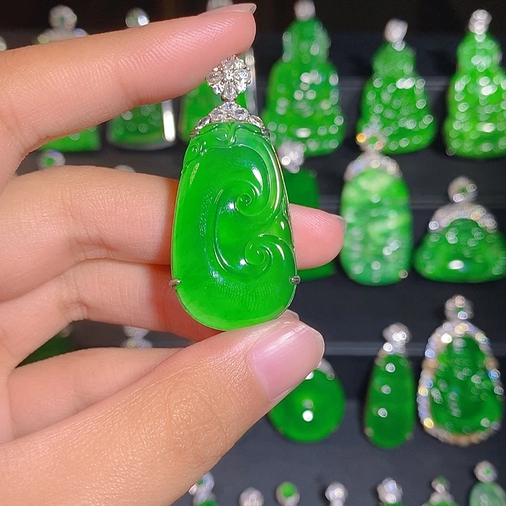 翡翠银S925镶嵌颈饰