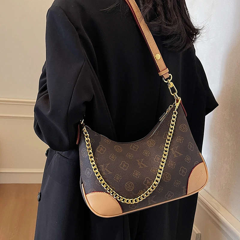 超火链条小包包女式新款轻奢小众今年流行爆款高级感单肩斜挎包女