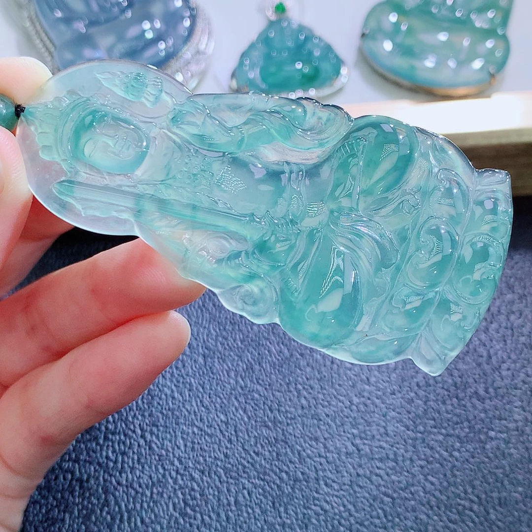颈饰未镶嵌翡翠翡翠