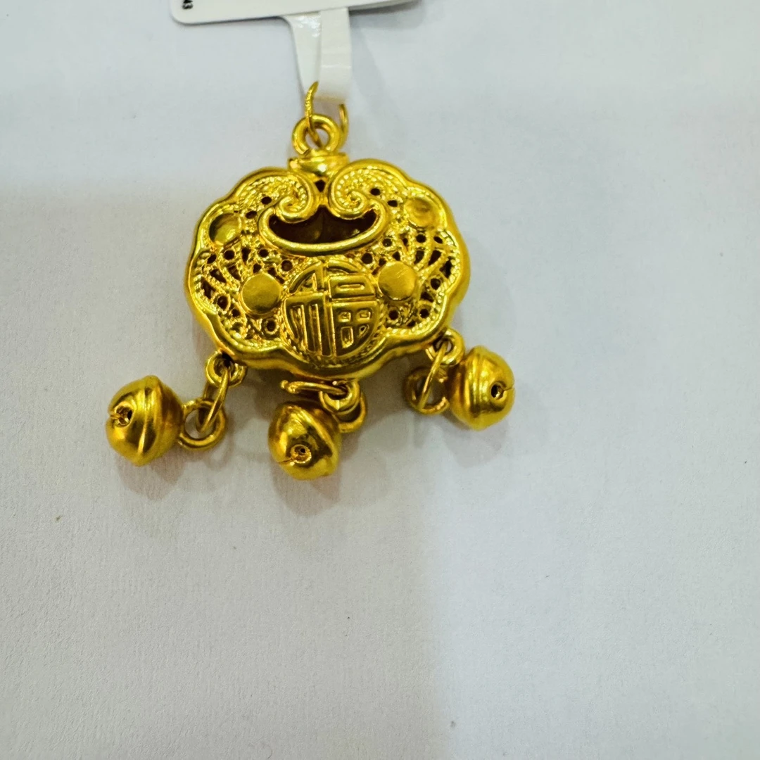 【思思专享】 足金999饰品 铃铛锁包吊坠 0.97 GP
