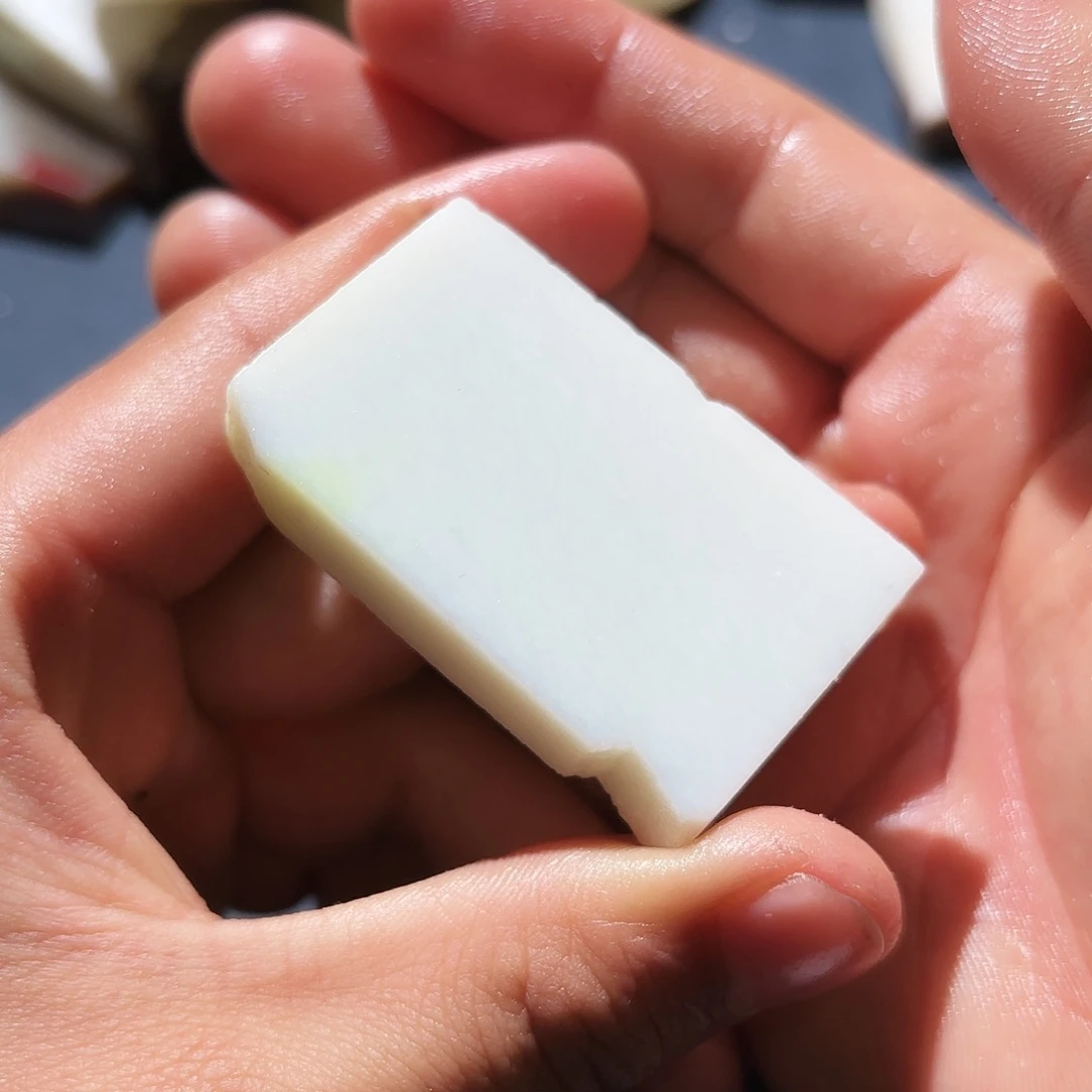 和田玉未镶嵌珠宝奇石