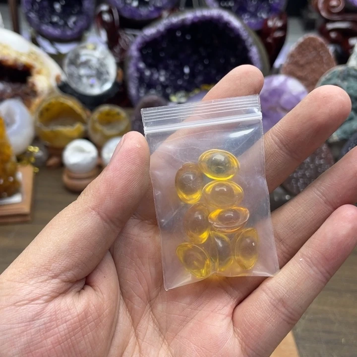 靓****珠宝半成品水晶未镶嵌