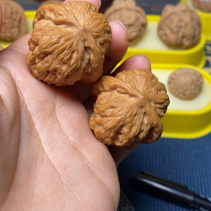文玩核桃全品野狼37