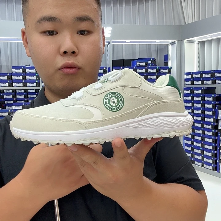 高尔夫球鞋米绿鞋子