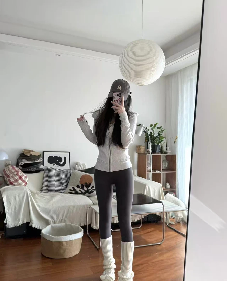 lulu家Scuba 连帽休闲风女秋季薄款拉链短外套显瘦女士紧身高腰