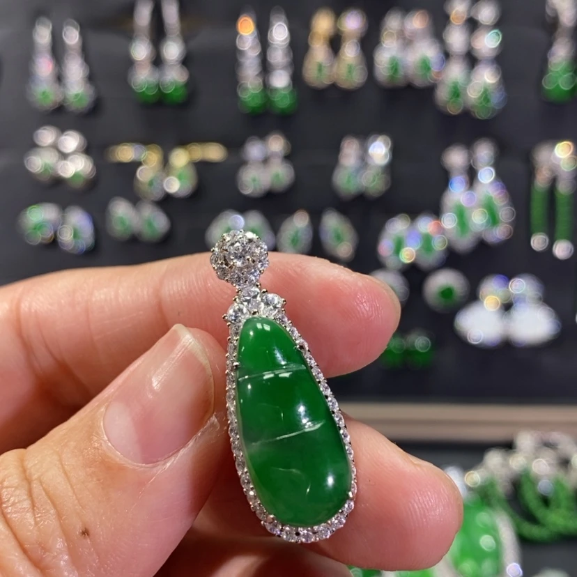 【闪购商品】翡翠吊坠(不含链)银S925镀金镶嵌