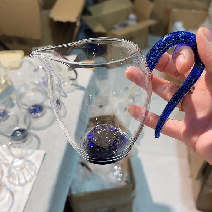 张****忆然斑阑星空公杯。