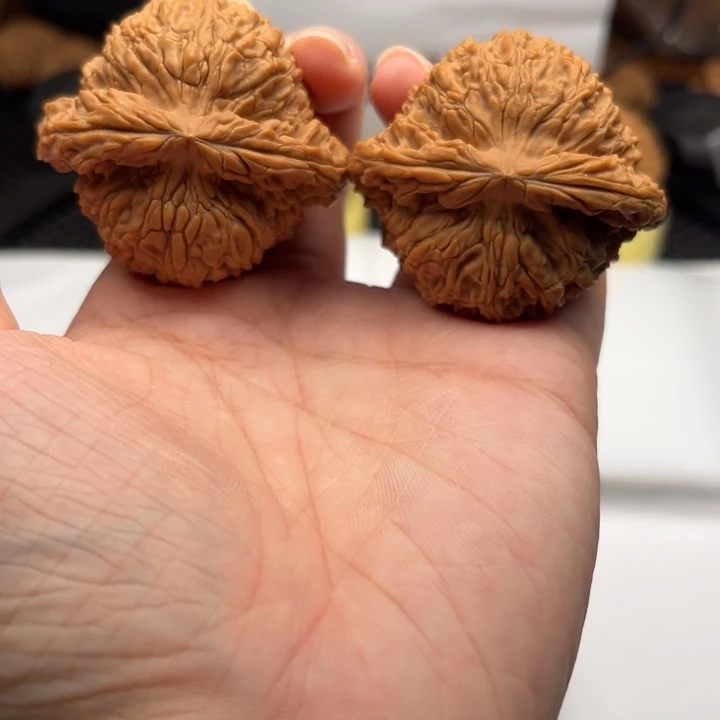 文玩核桃吊坠南疆46