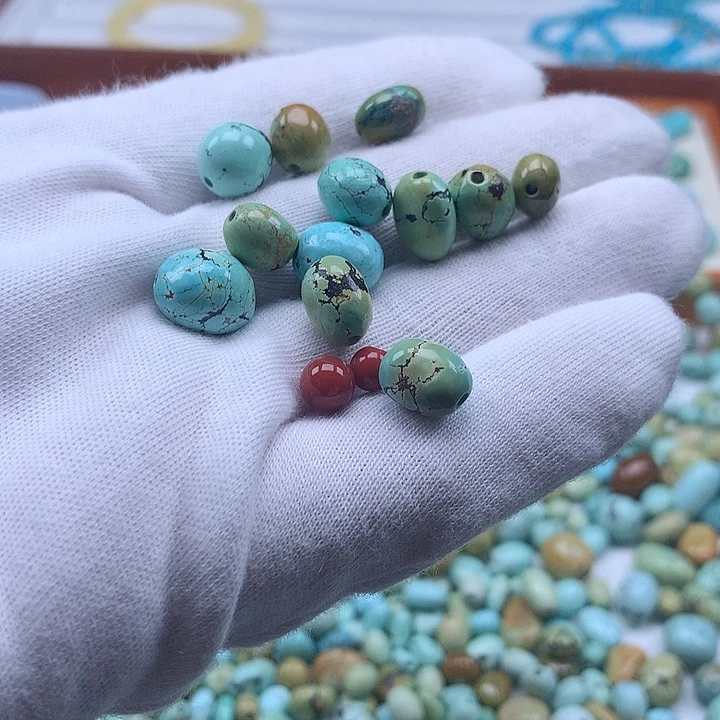 如***梦南红玛瑙未镶嵌珠宝奇石