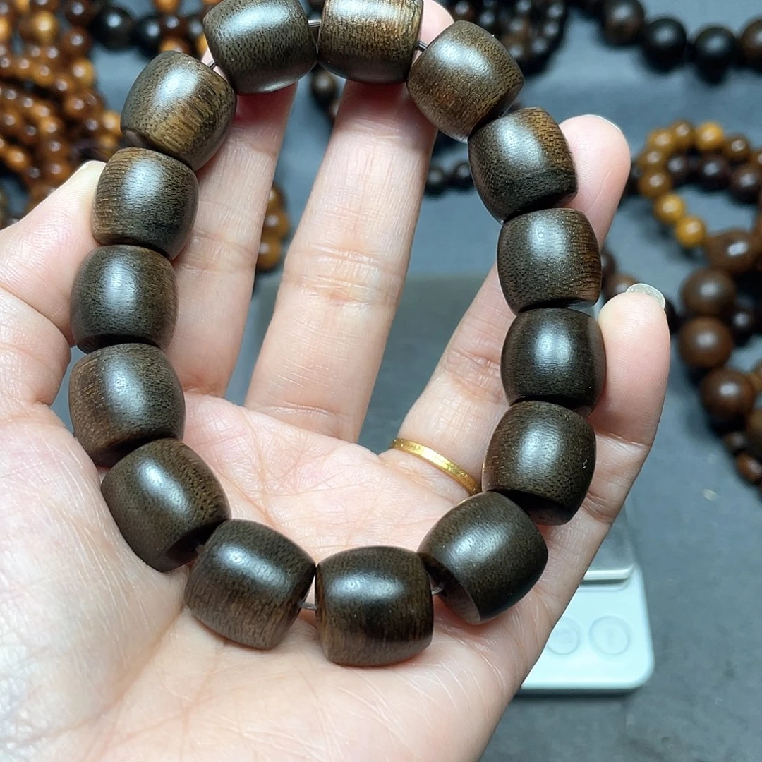 沉香手串芽庄白棋1.5