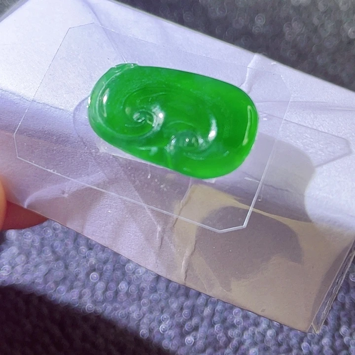 未镶嵌定制翡翠翡翠