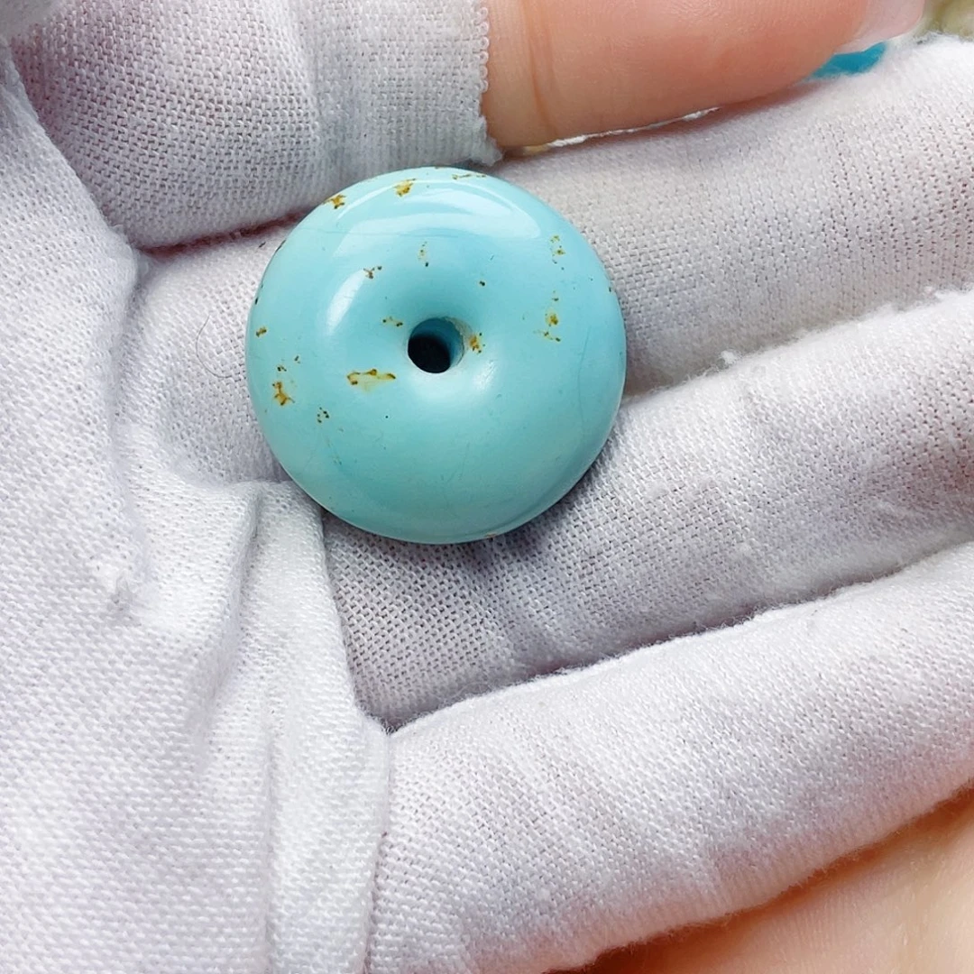 绿松石未镶嵌饰品
