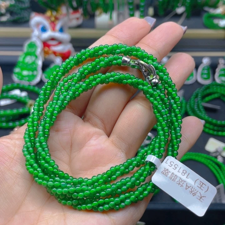 翡翠未镶嵌颈饰长链