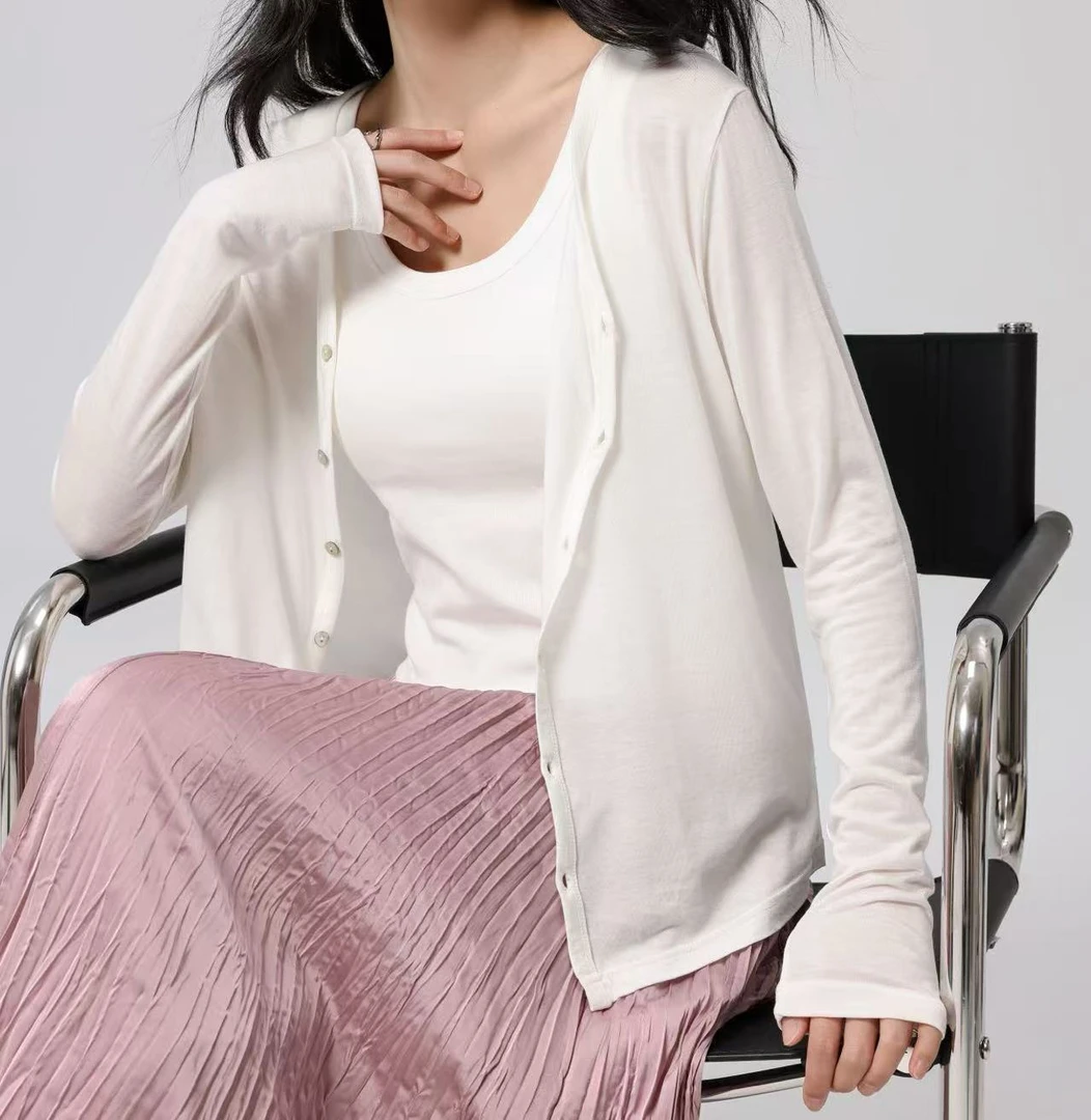 8242号纯色百搭简约轻薄休闲开衫（预）