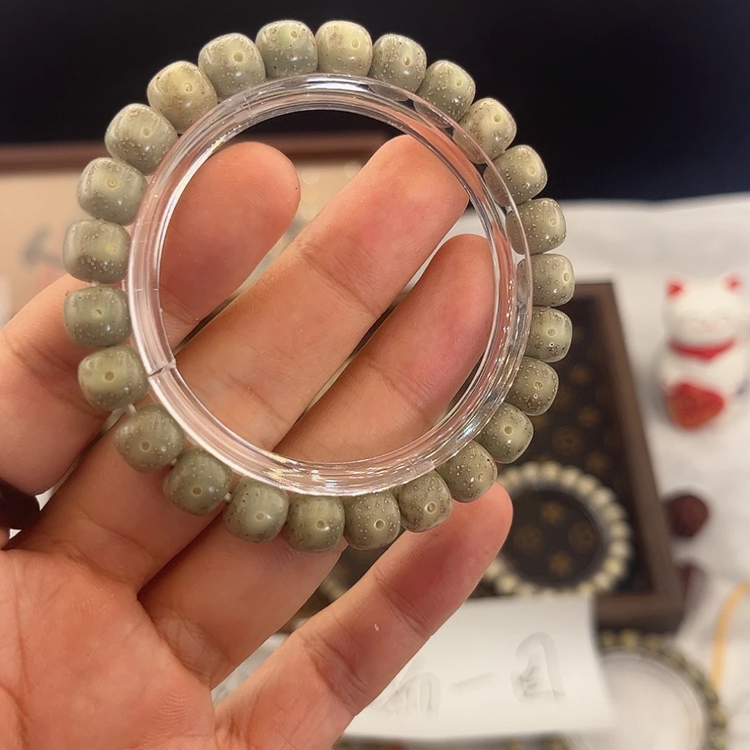 吊坠星月菩提30 号.  星月菩提.  一物一图.