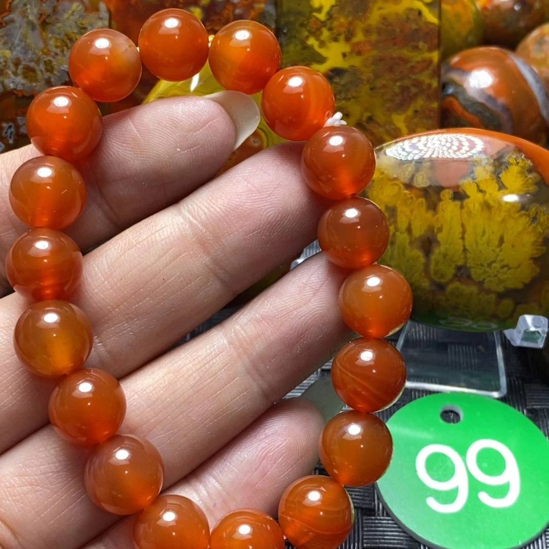 未镶嵌颈饰玛瑙/玉髓朦*