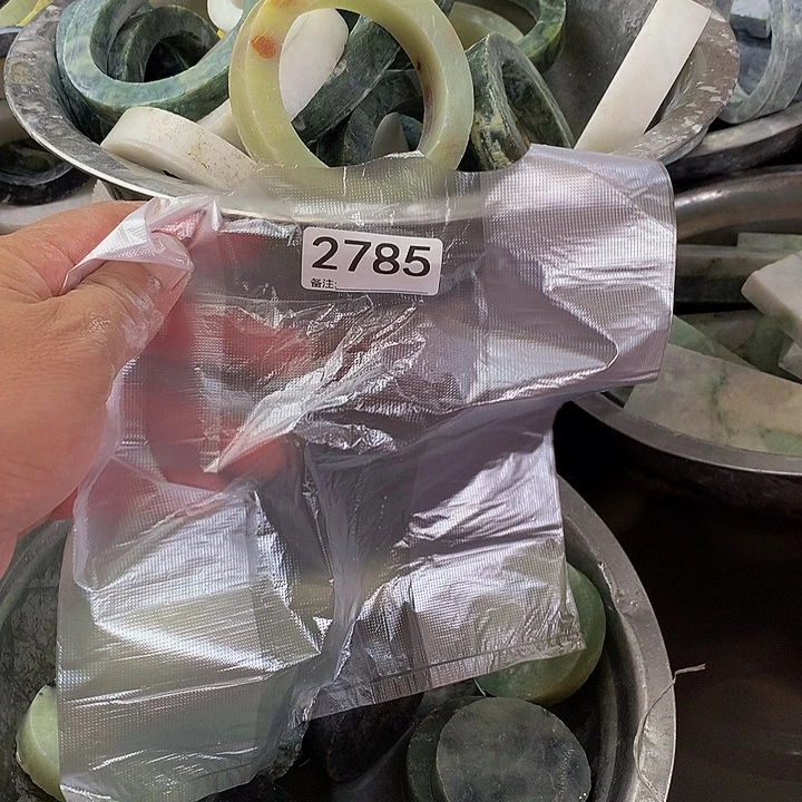 用***檬蛇纹石玉未镶嵌手镯