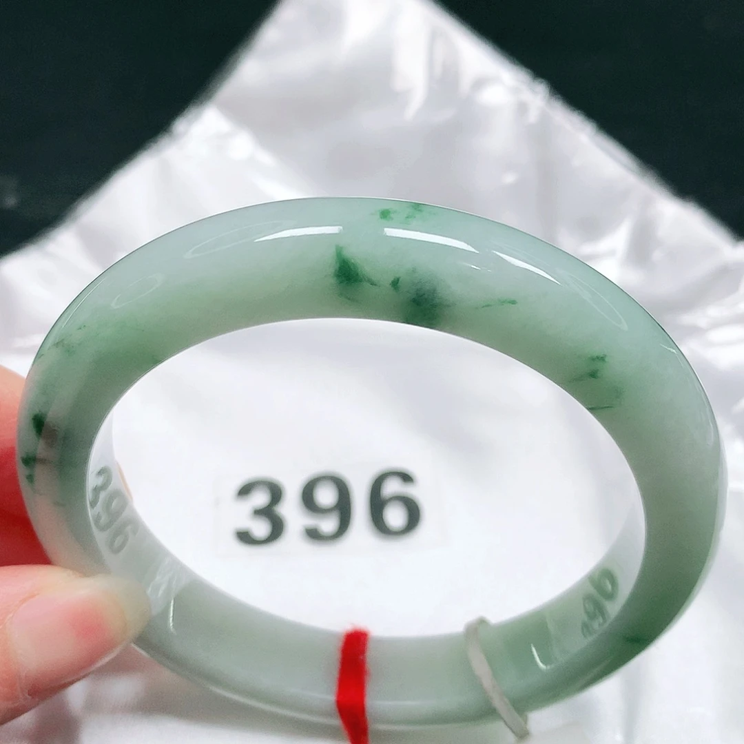 翡翠未镶嵌手镯8 号翡翠手镯 圈口61.5