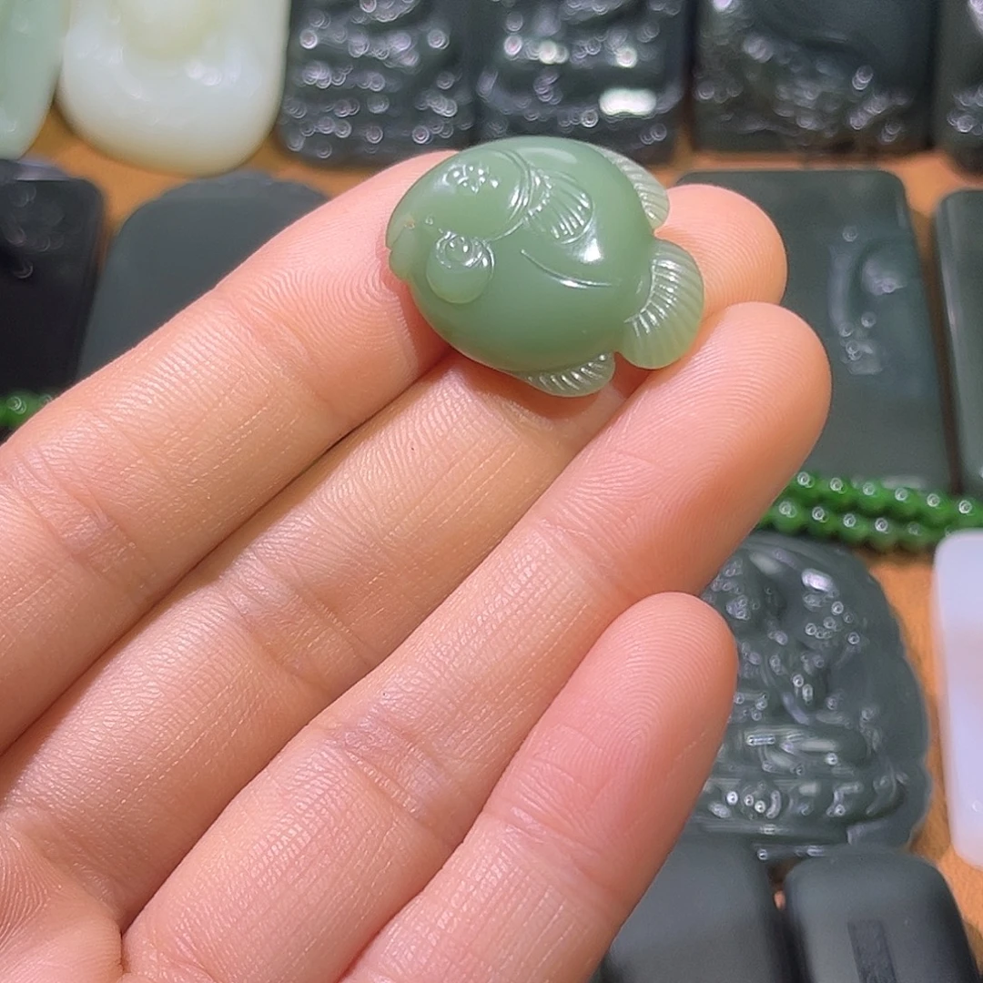 和田玉（碧玉）未镶嵌颈饰