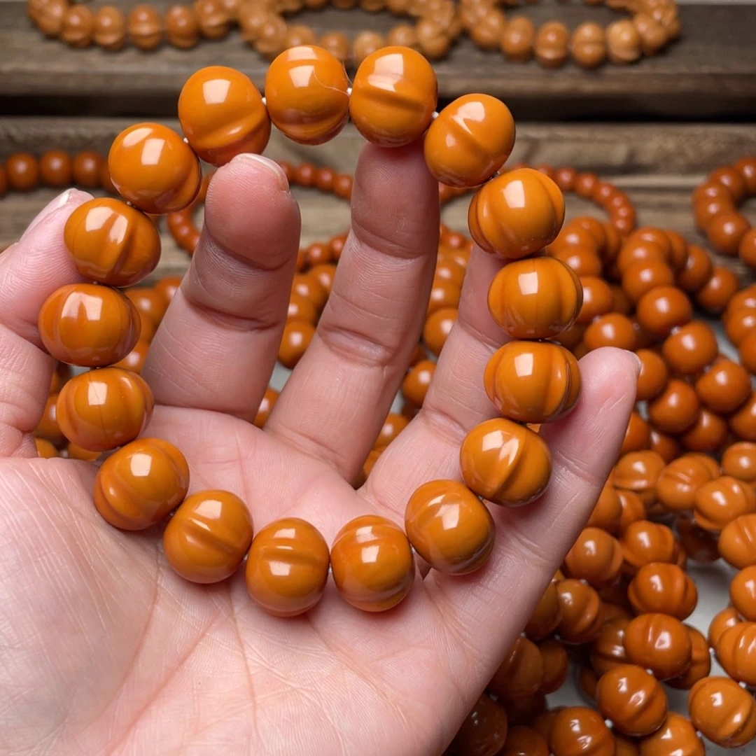 猴头核桃吊坠往**生聚宝盆