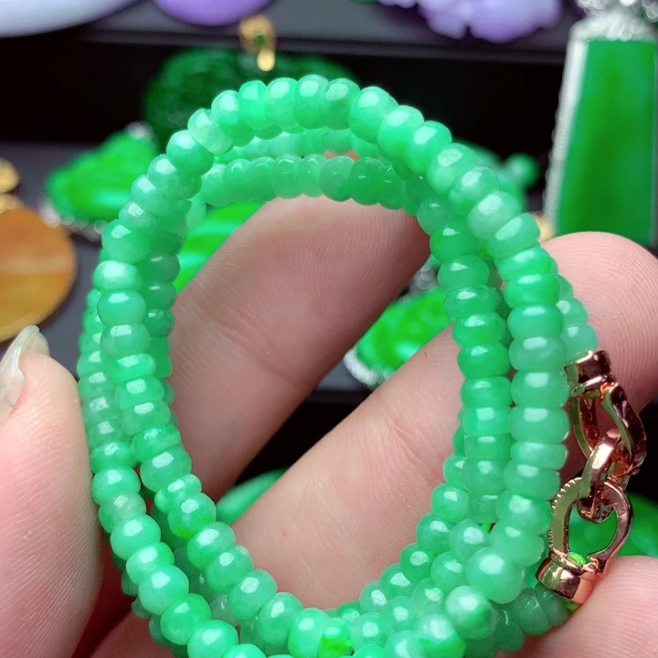 翡翠未镶嵌毛衣链