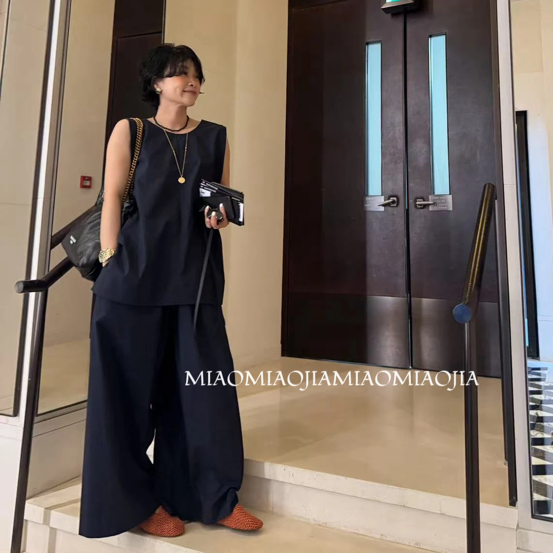 /苗苗家/『风亭落』韩系设计感无袖背心显瘦松紧腰阔腿裤两件套女