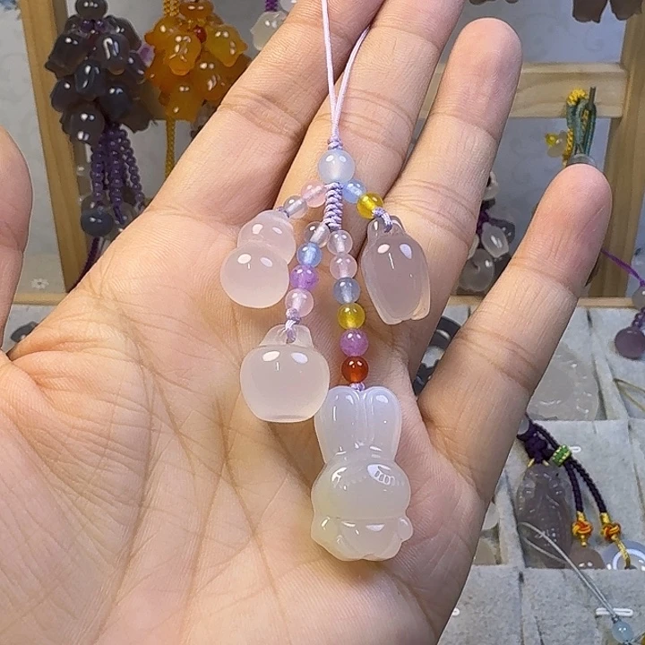 手机挂件，彩色款小玉兔