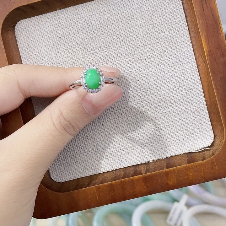 翡翠未镶嵌颈饰天然翡翠Ａ货