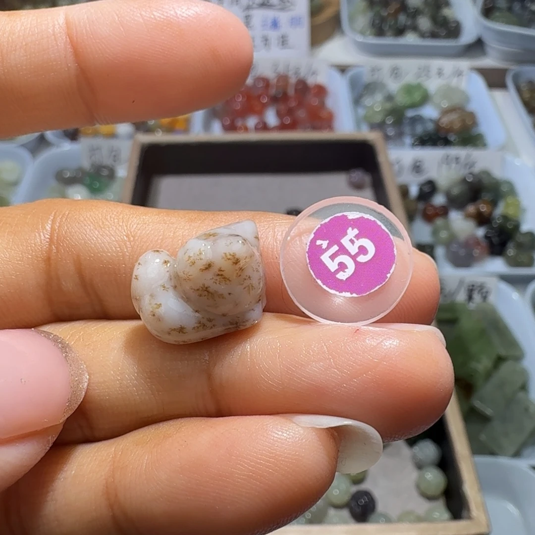 和田玉未镶嵌珠宝奇石