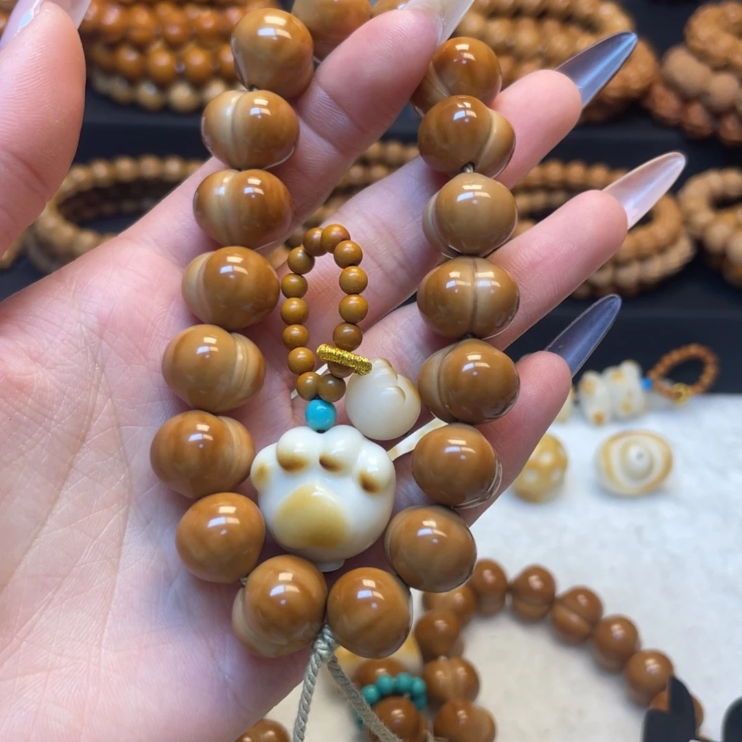 艾***蜜全品屁桃16尺猴头核桃