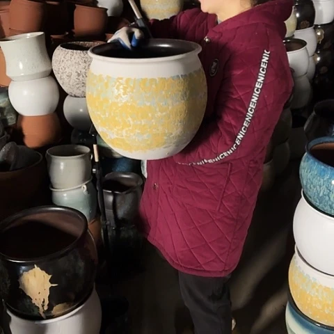 口29高28瑕疵底裂盆子