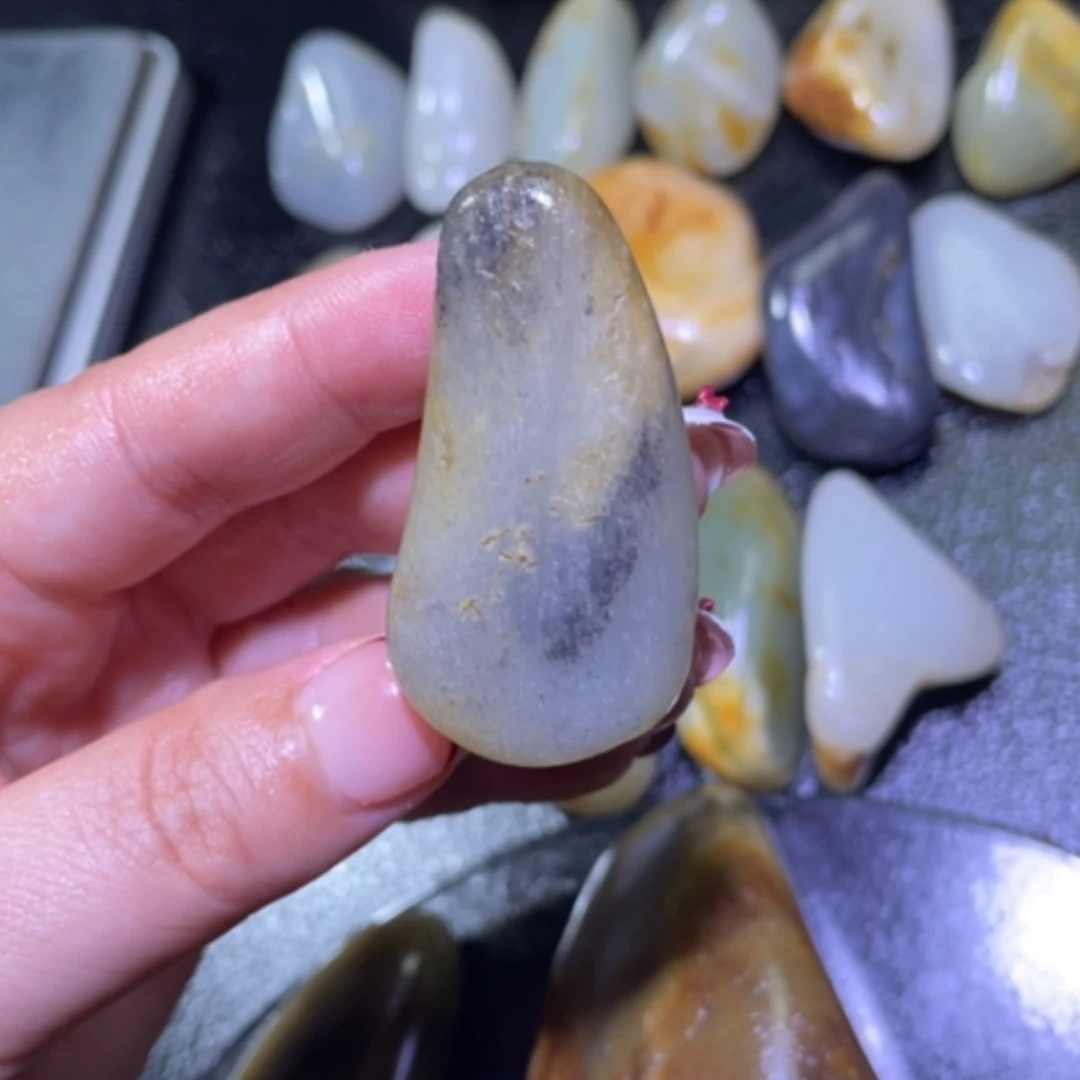 【闪购商品】颈饰未镶嵌和田玉
