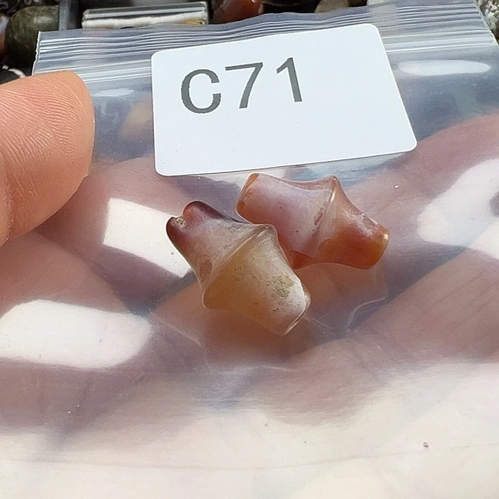 惠***想玛瑙/玉髓未镶嵌手链