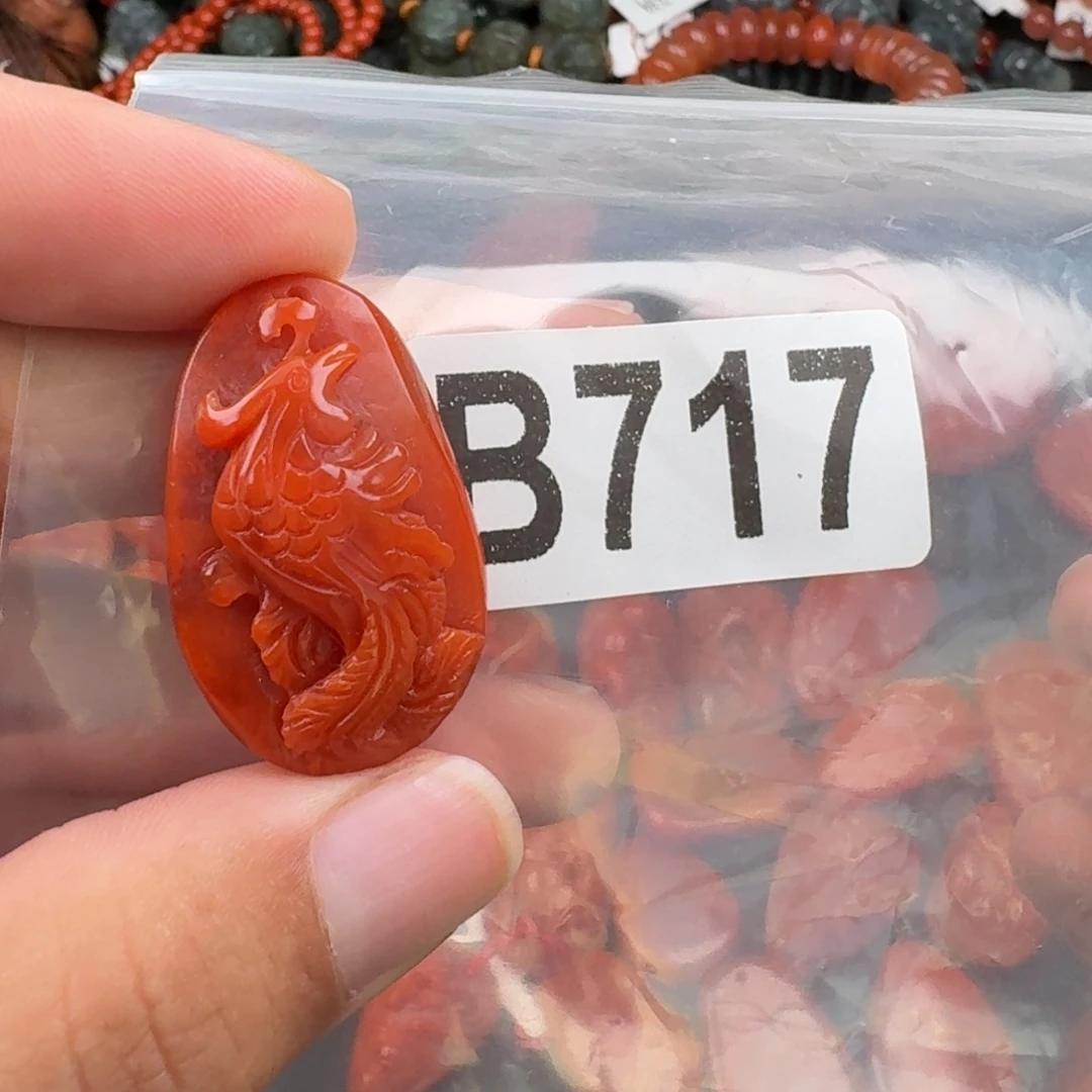 南红玛瑙未镶嵌珠宝奇石