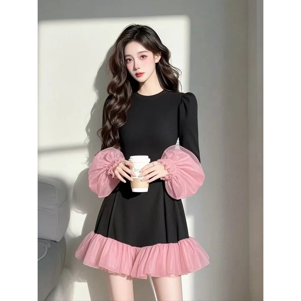 气质千金风网纱拼接黑色连衣裙女春季高级感法式小众修身收腰短裙