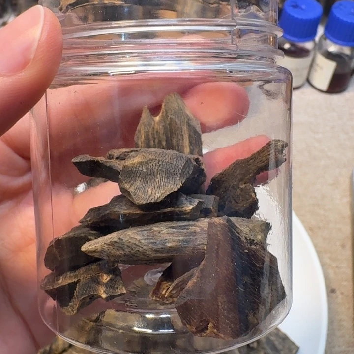 沉香碎屑沉香海南白棋树心油老料20克