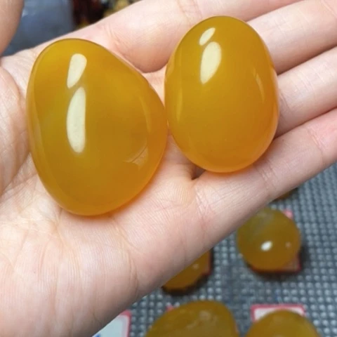 未镶嵌玛瑙/玉髓珠宝奇石一*