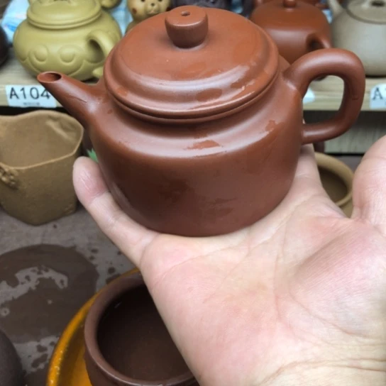 茶壶紫砂小红泥得中220豪升左右有瑕疵