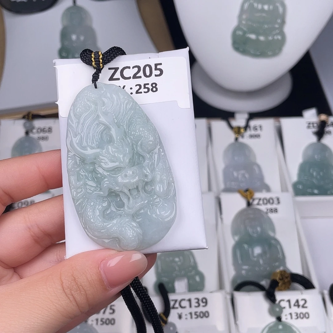 翡翠未镶嵌颈饰zc205