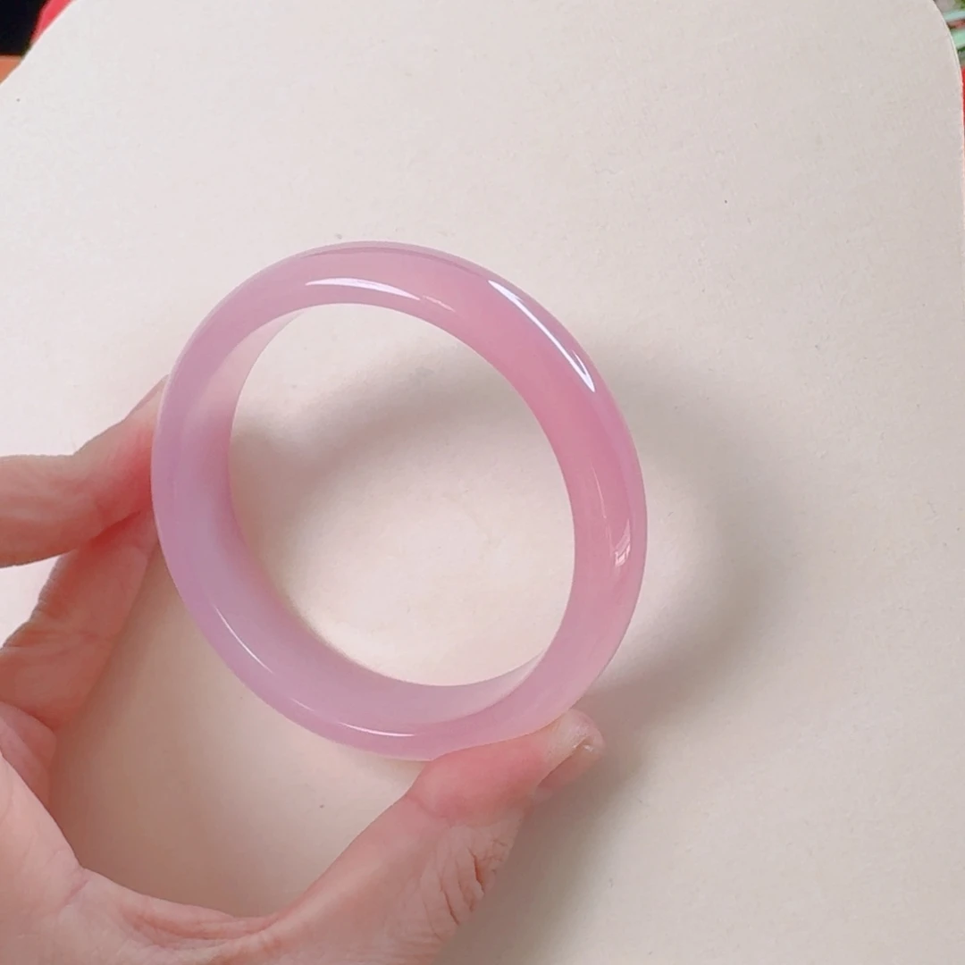 玛瑙/玉髓手镯未镶嵌那**