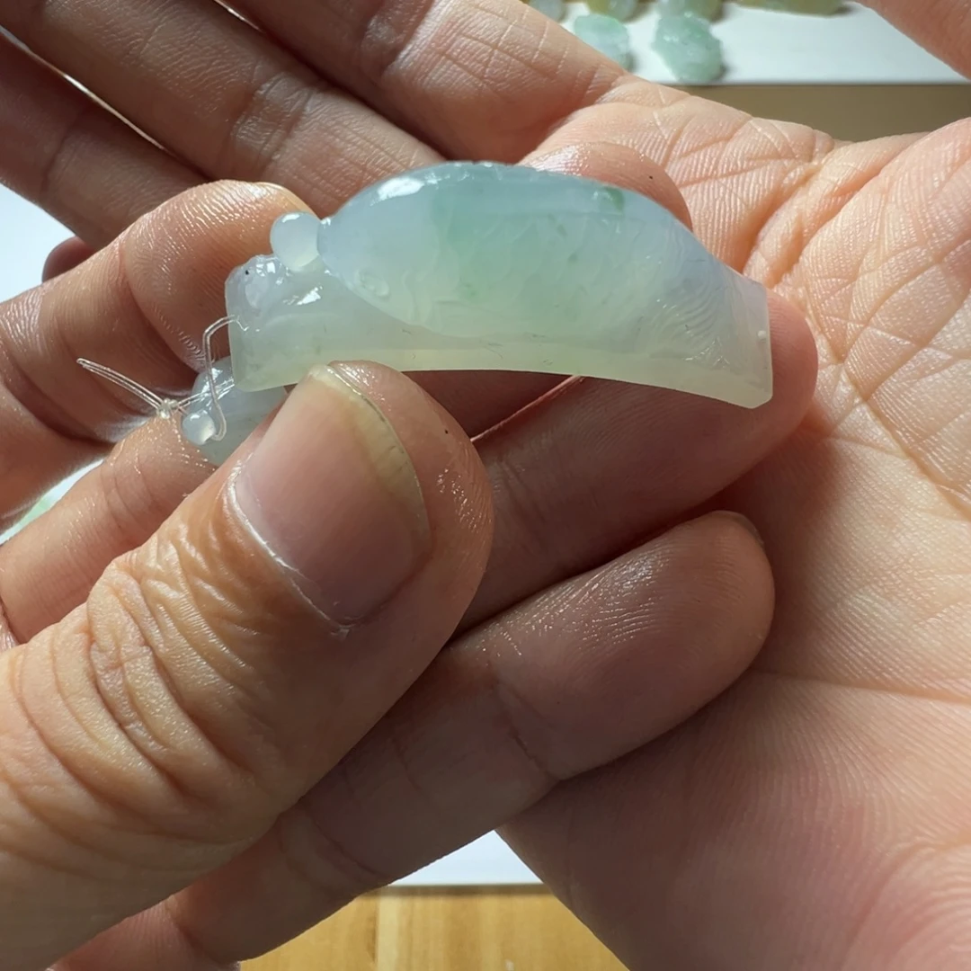 定制翡翠未镶嵌蒸蒸日上手牌