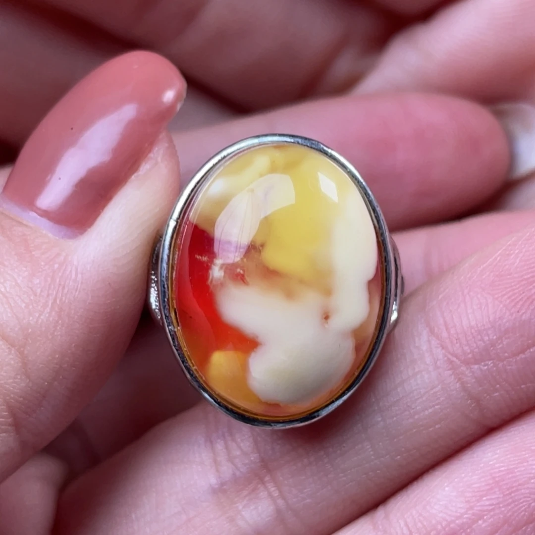 蜜蜡未镶嵌珠宝奇石